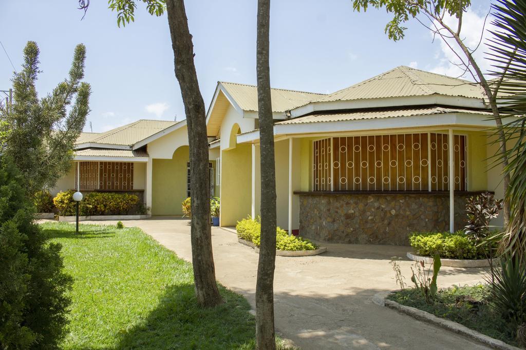 Isibania Borderpoint Lodge Migori Bagian luar foto